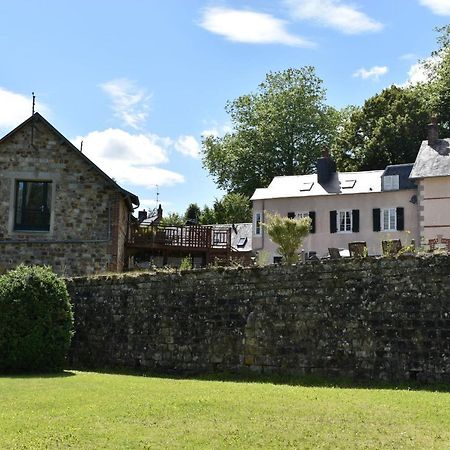 Gites In Le Neufbourg -Mortain Zewnętrze zdjęcie