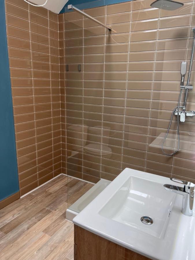 Gites In Le Neufbourg -Mortain Zewnętrze zdjęcie